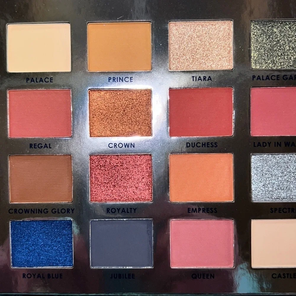 Royal Edition Eyeshadow Palette​​​
